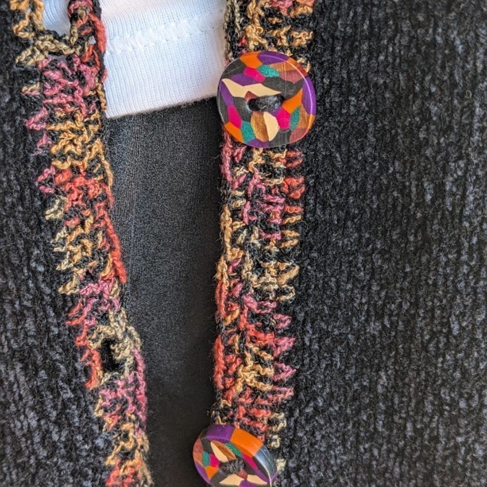 Button up sweater - Picture 3 of 8